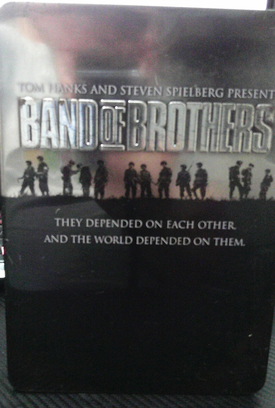 Band of Brothers Collector's Edition DVD 6-Disc Set in Metal Tin Gift Pack